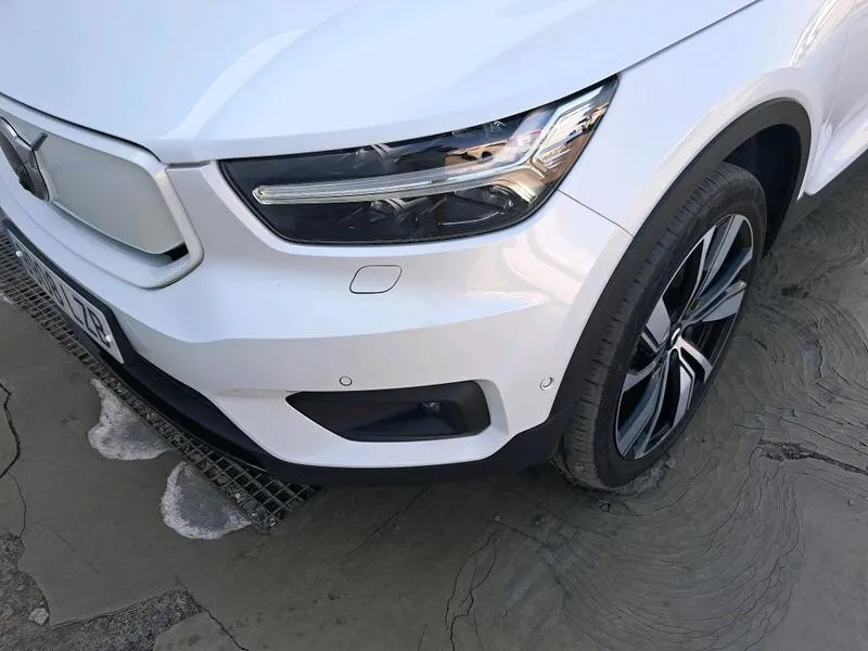 Volvo XC40 Recharge Twin Eléctrico Pro AWD - foto 10
