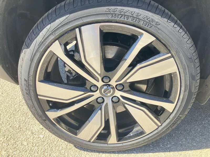 Volvo XC40 Recharge Twin Eléctrico Pro AWD - foto 29