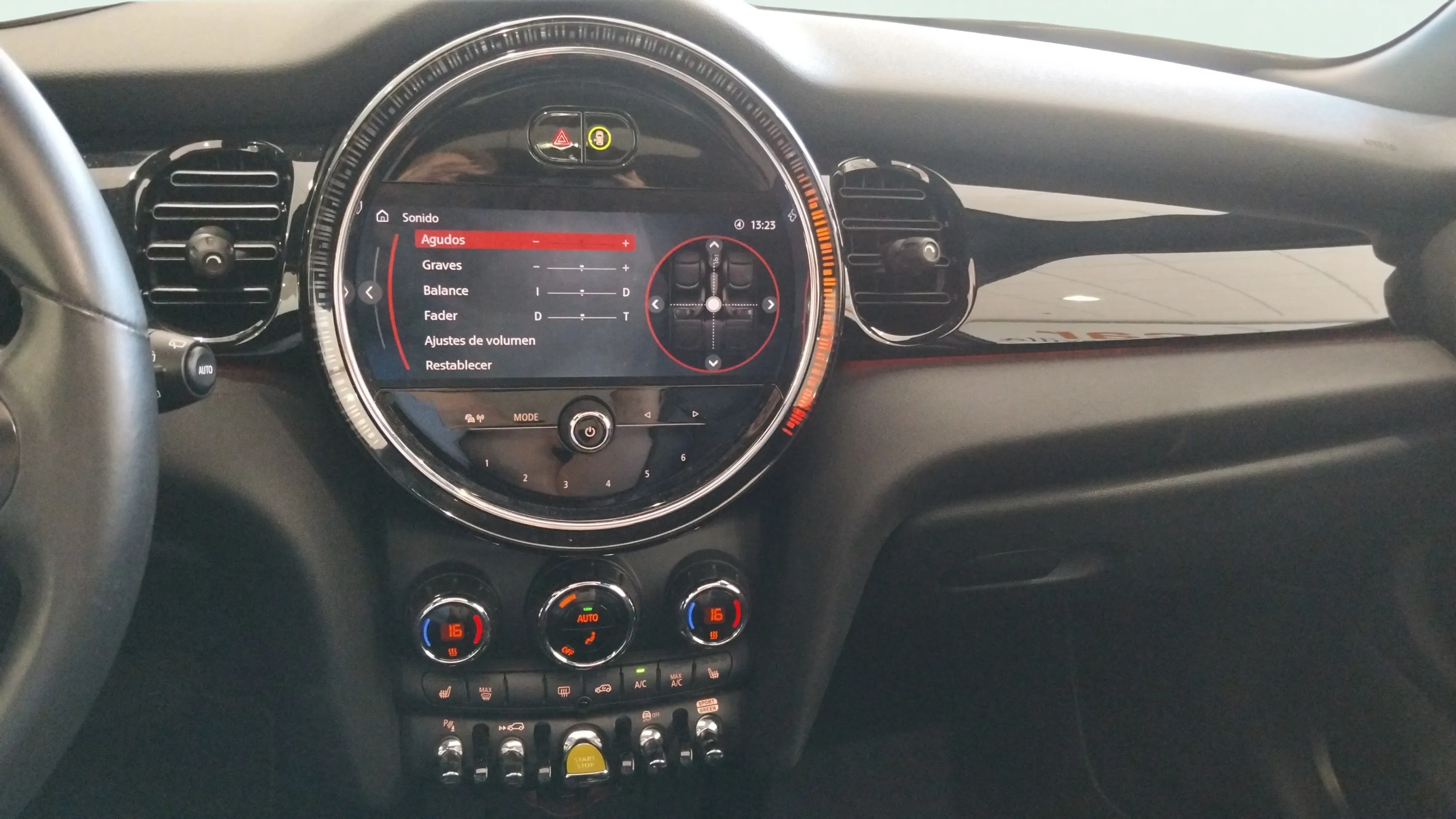 MINI Cooper SE - foto 13