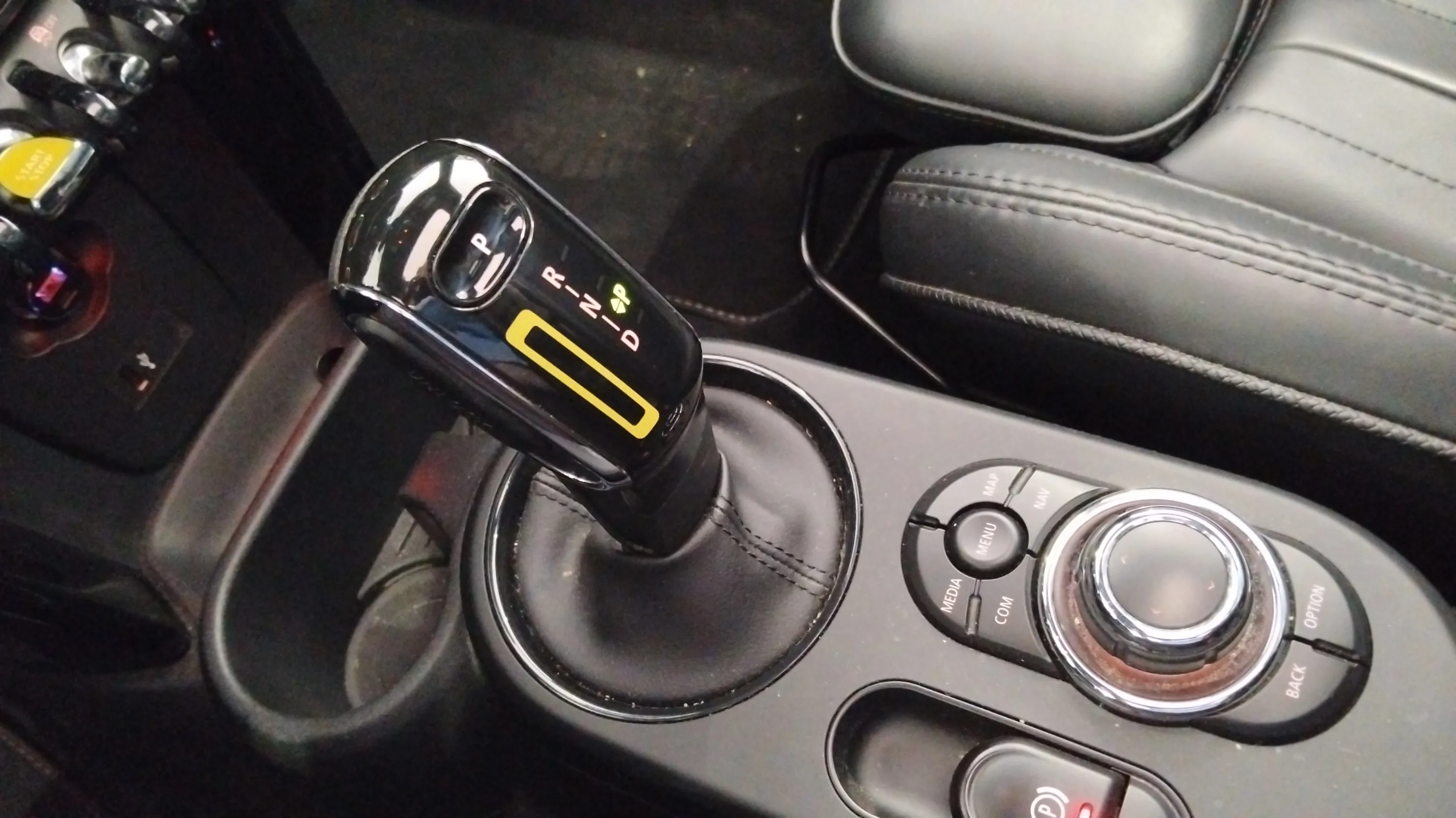 MINI Cooper SE - foto 16