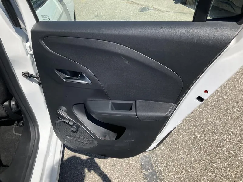 Opel Corsa 1.2T XHL Edition (2) - foto 27