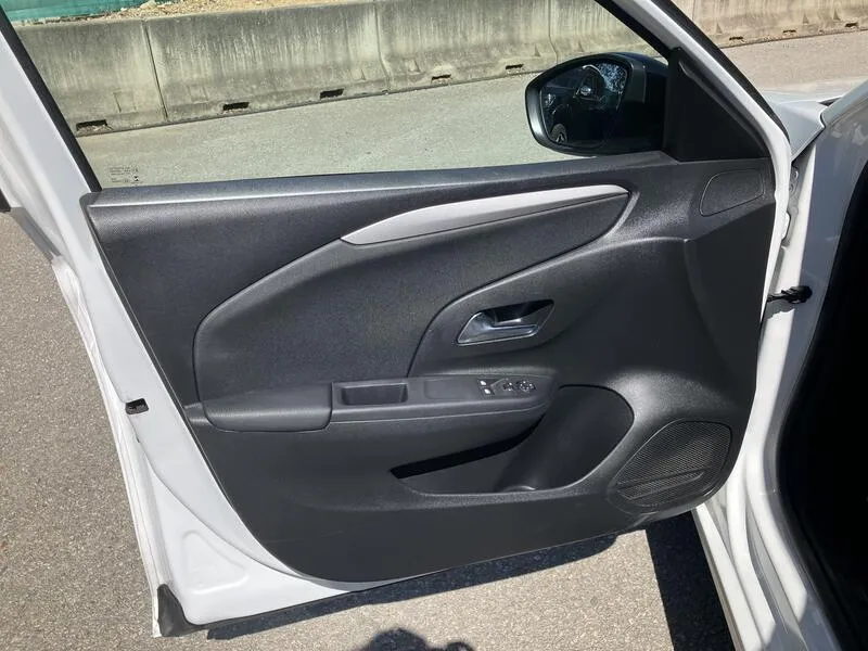 Opel Corsa 1.2T XHL Edition (2) - foto 11