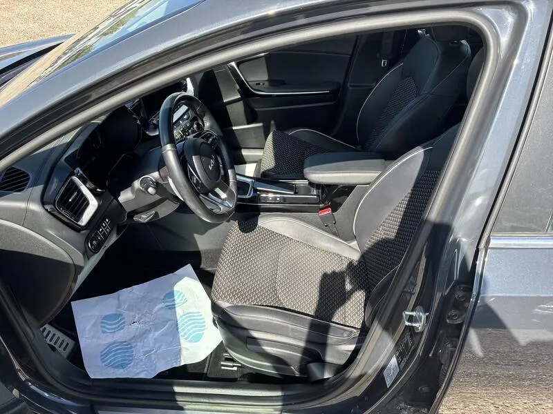 Kia XCeed 1.6 GDi PHEV E-Tech - foto 27