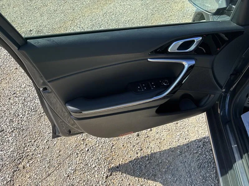Kia XCeed 1.6 GDi PHEV E-Tech - foto 26