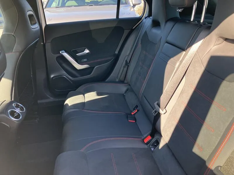 Mercedes-Benz Clase A A 180 AMG Line AT7 E6d - foto 39
