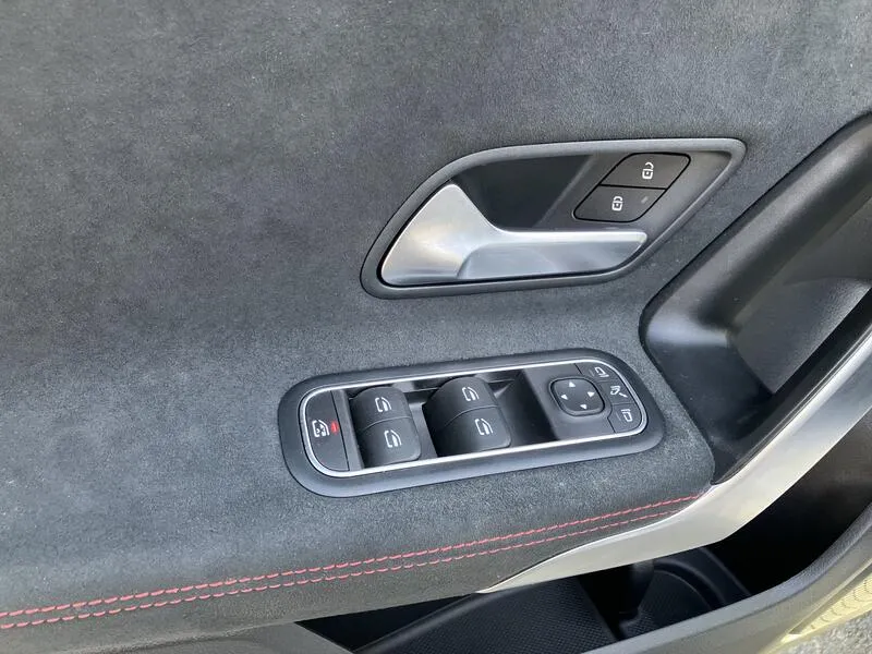 Mercedes-Benz Clase A A 180 AMG Line AT7 E6d - foto 12