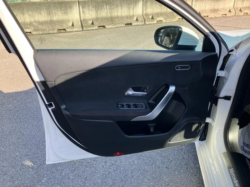 Mercedes-Benz Clase A A 180 AMG Line AT7 E6d - foto 11