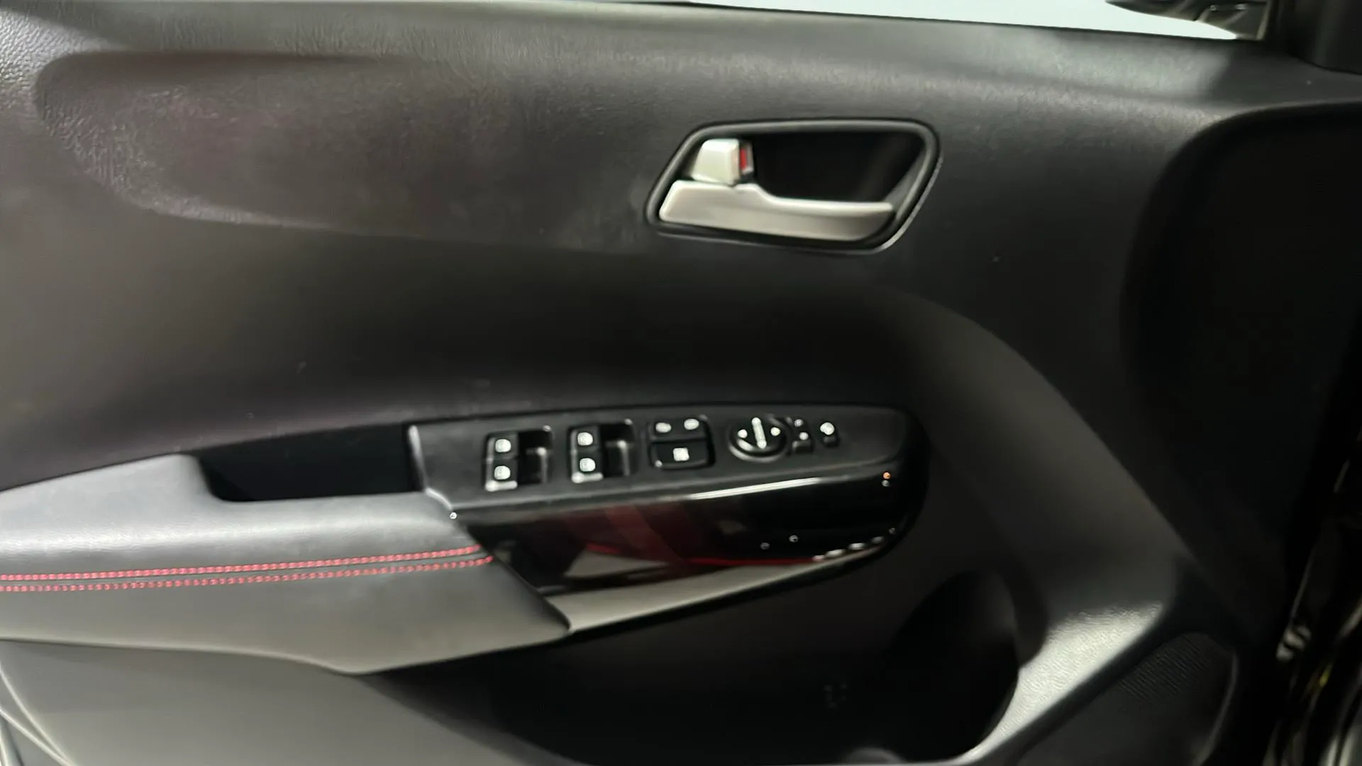 Kia Picanto 1.0 DPi GT Line - foto 21