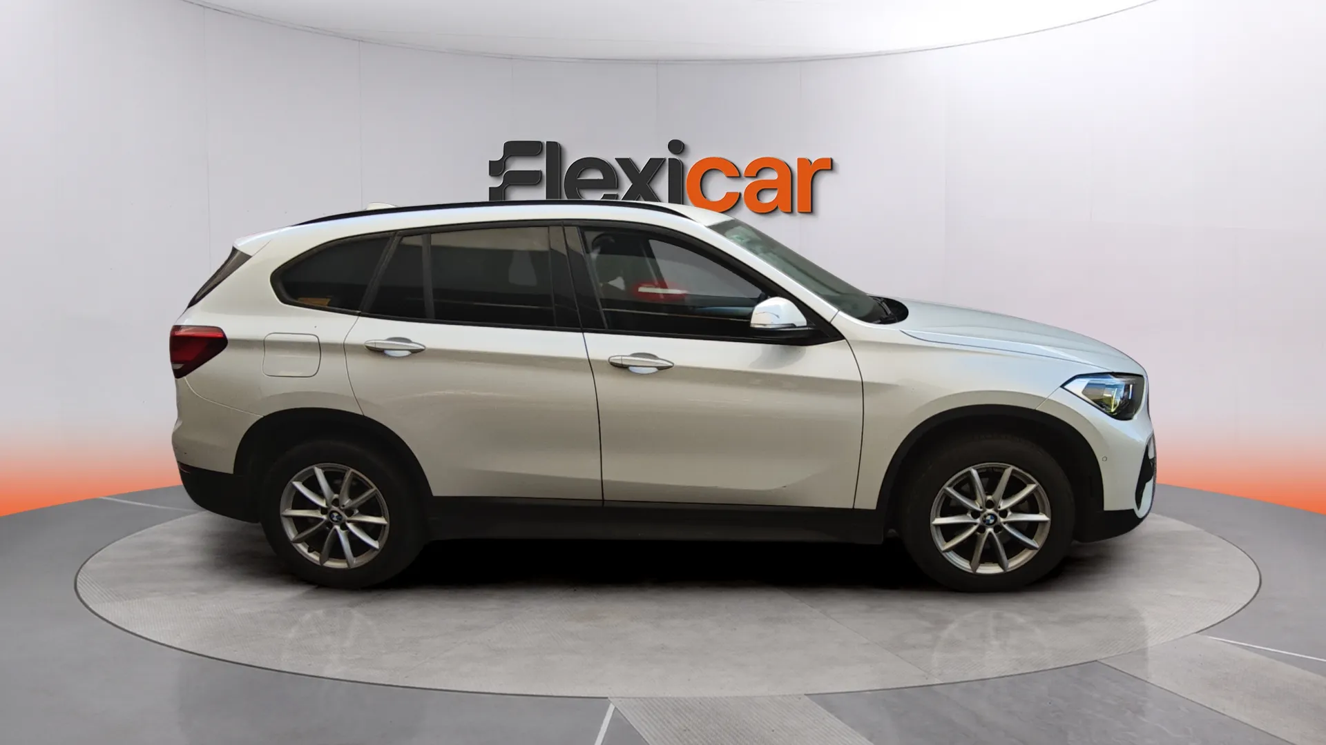 BMW X1 sDrive18d - foto 3