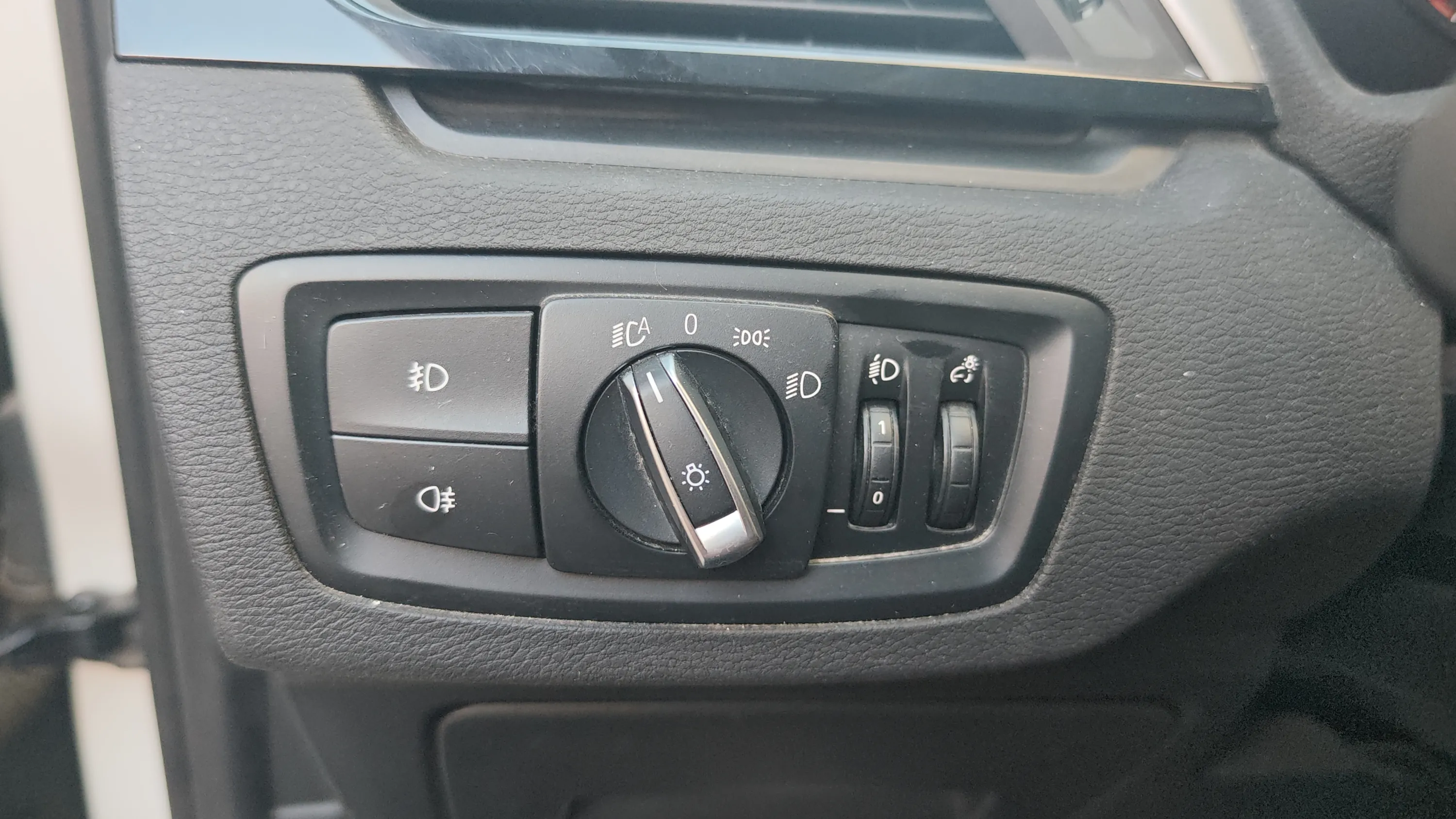 BMW X1 sDrive18d - foto 17