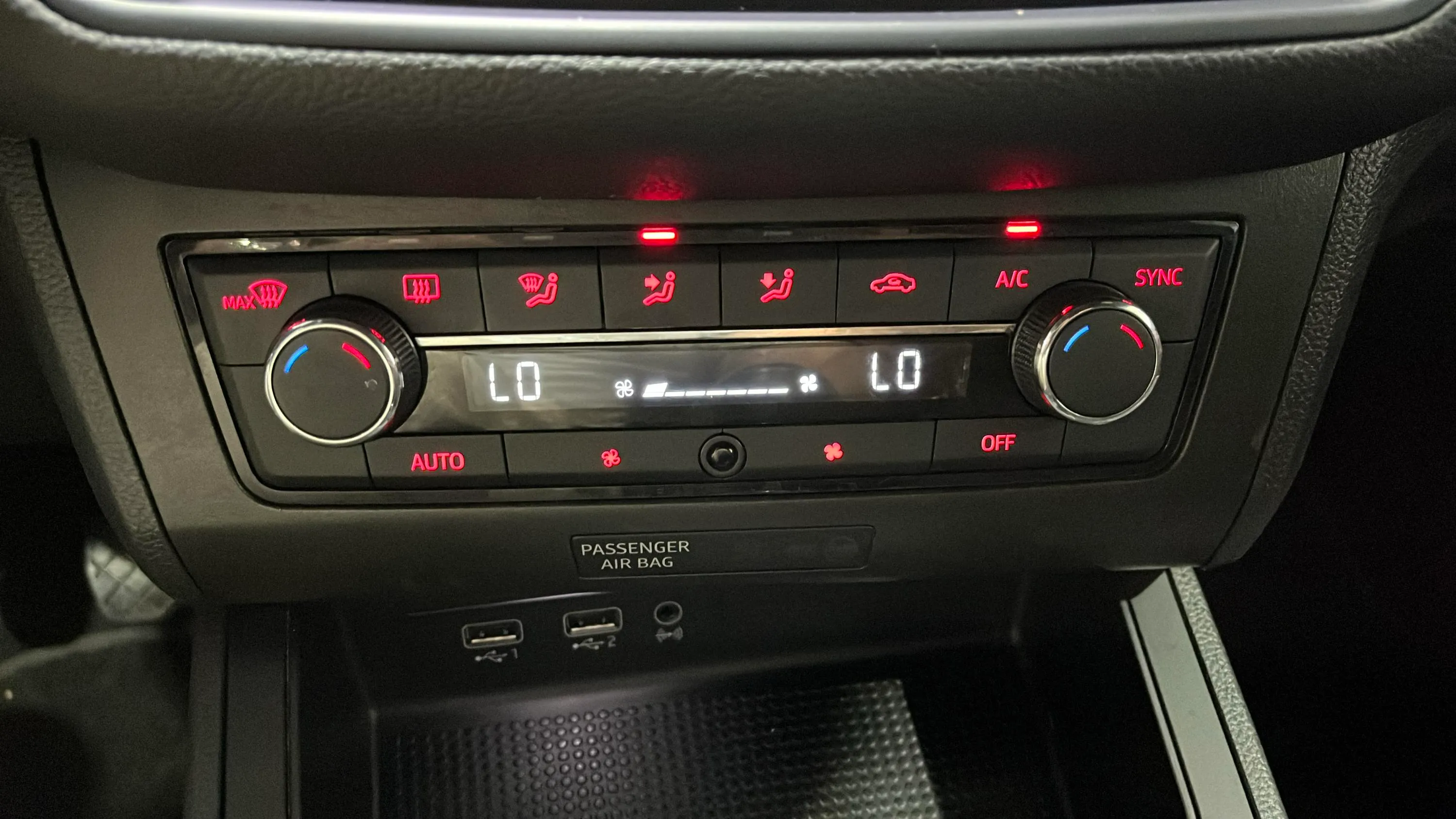 SEAT Ibiza 1.0 TSI FR - foto 24