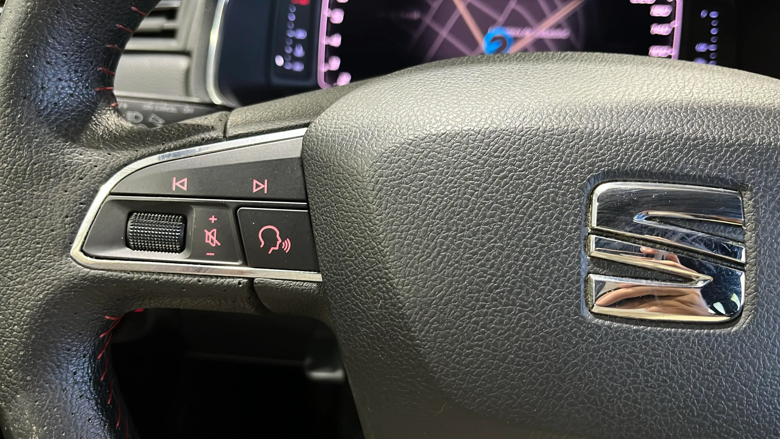 SEAT Ibiza 1.0 TSI FR - foto 16