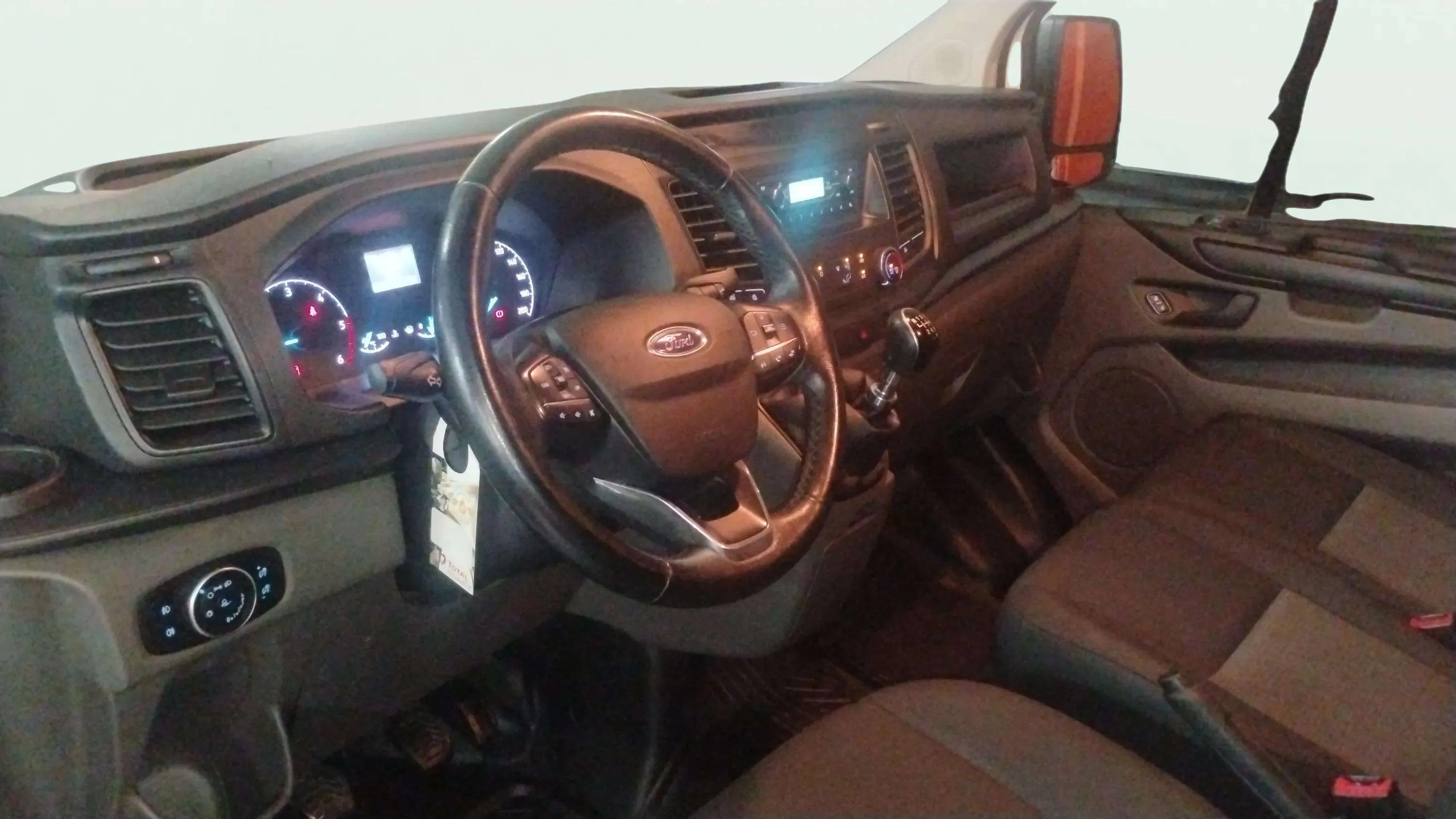 Ford Transit Custom - foto 5
