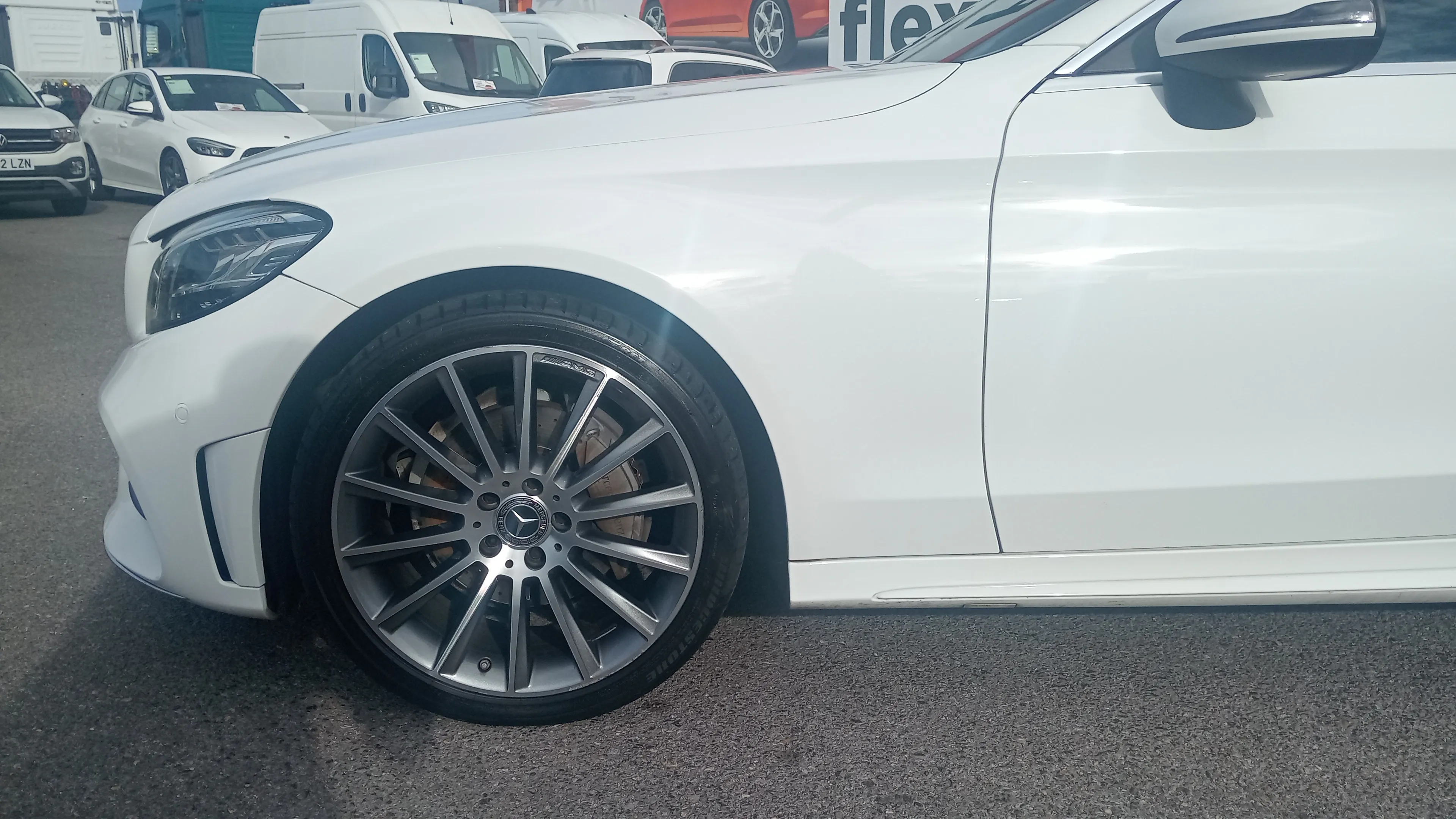 Mercedes-Benz Clase C Coupé C 200 - foto 9