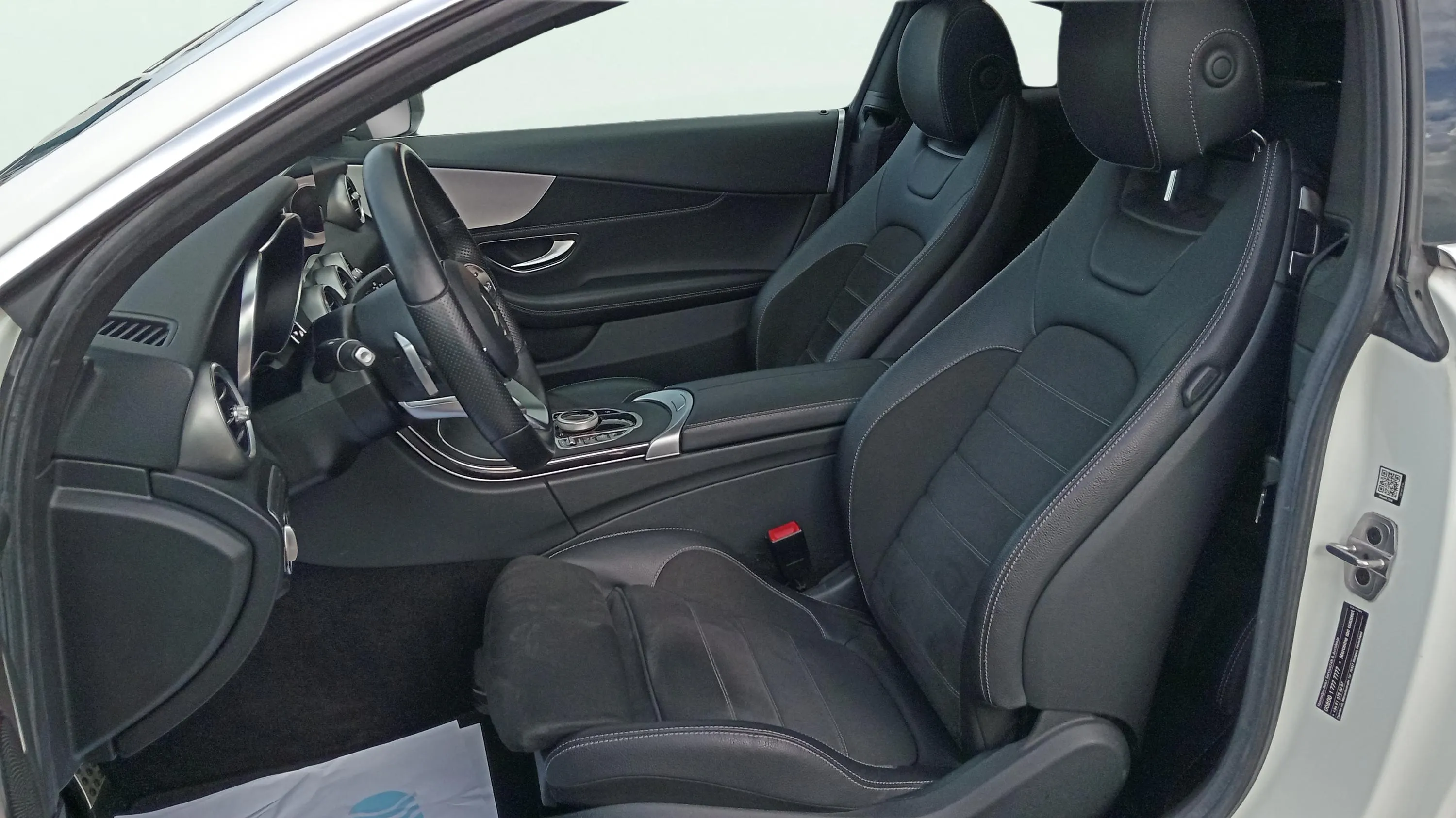 Mercedes-Benz Clase C Coupé C 200 - foto 10
