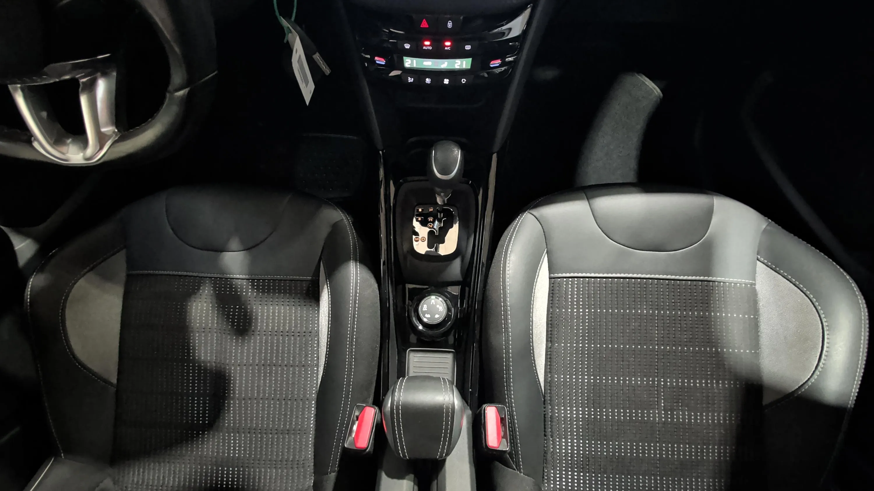Peugeot 2008 Allure 1.2 PureTech - foto 14