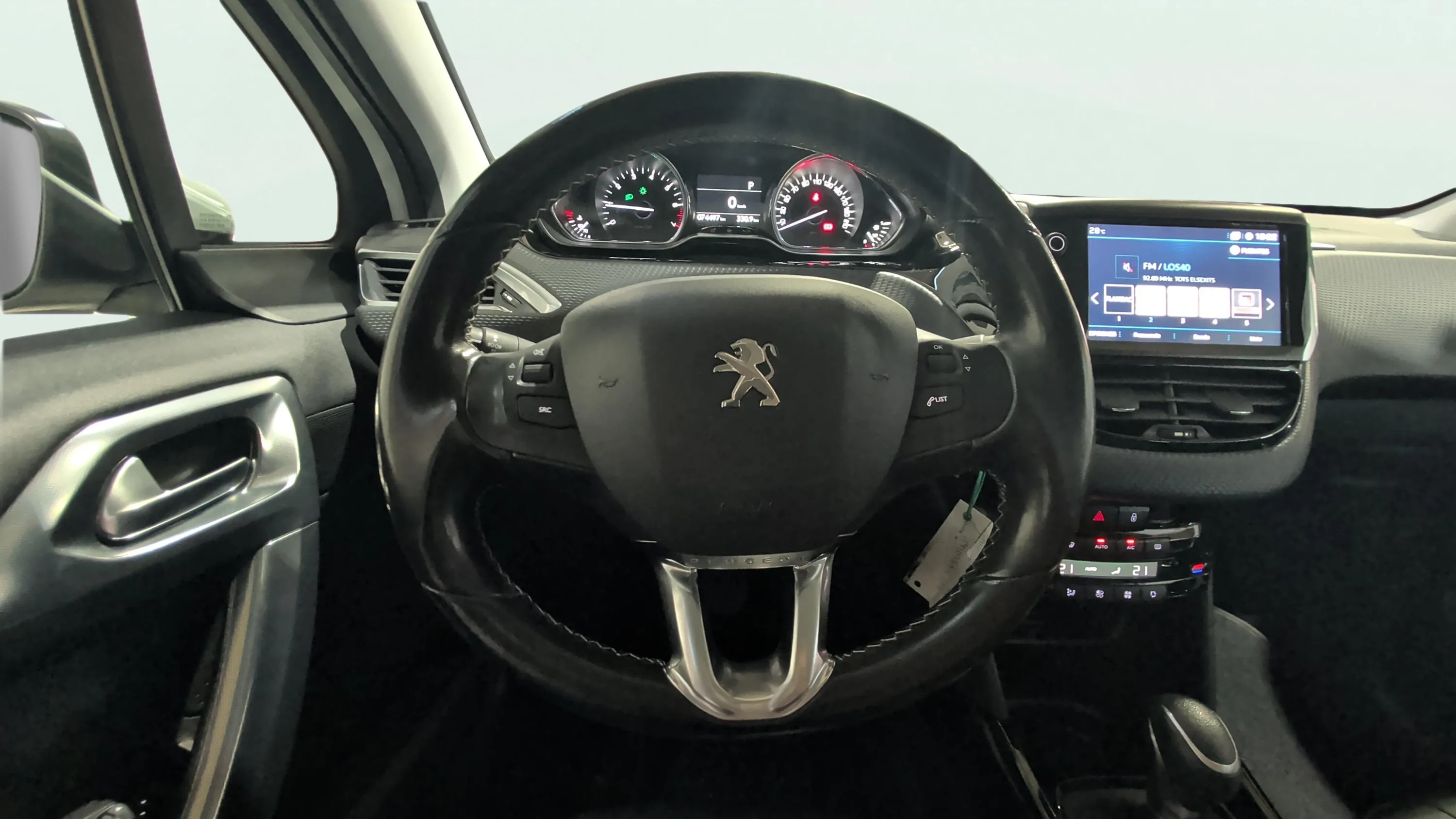 Peugeot 2008 Allure 1.2 PureTech - foto 15