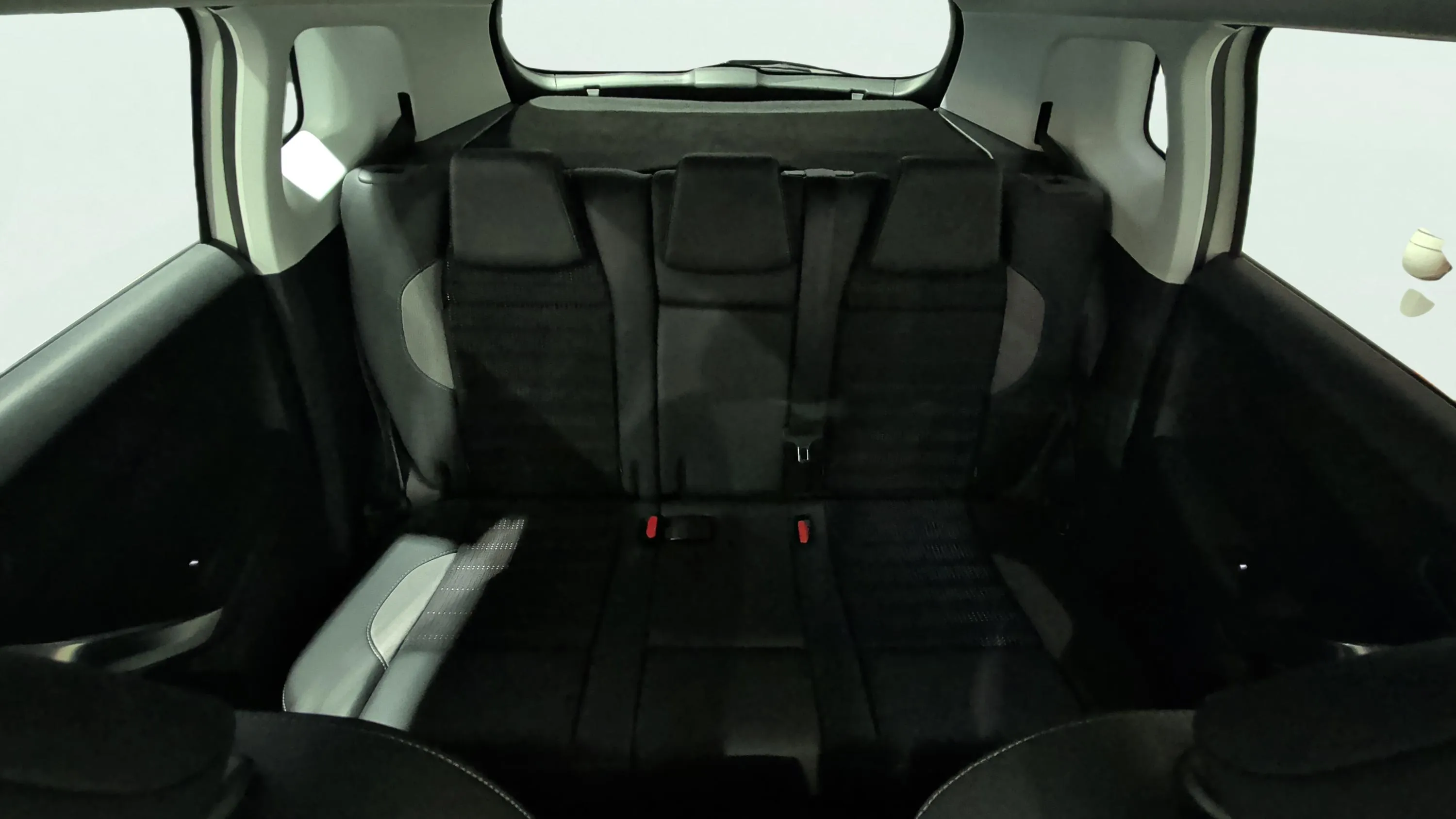 Peugeot 2008 Allure 1.2 PureTech - foto 25