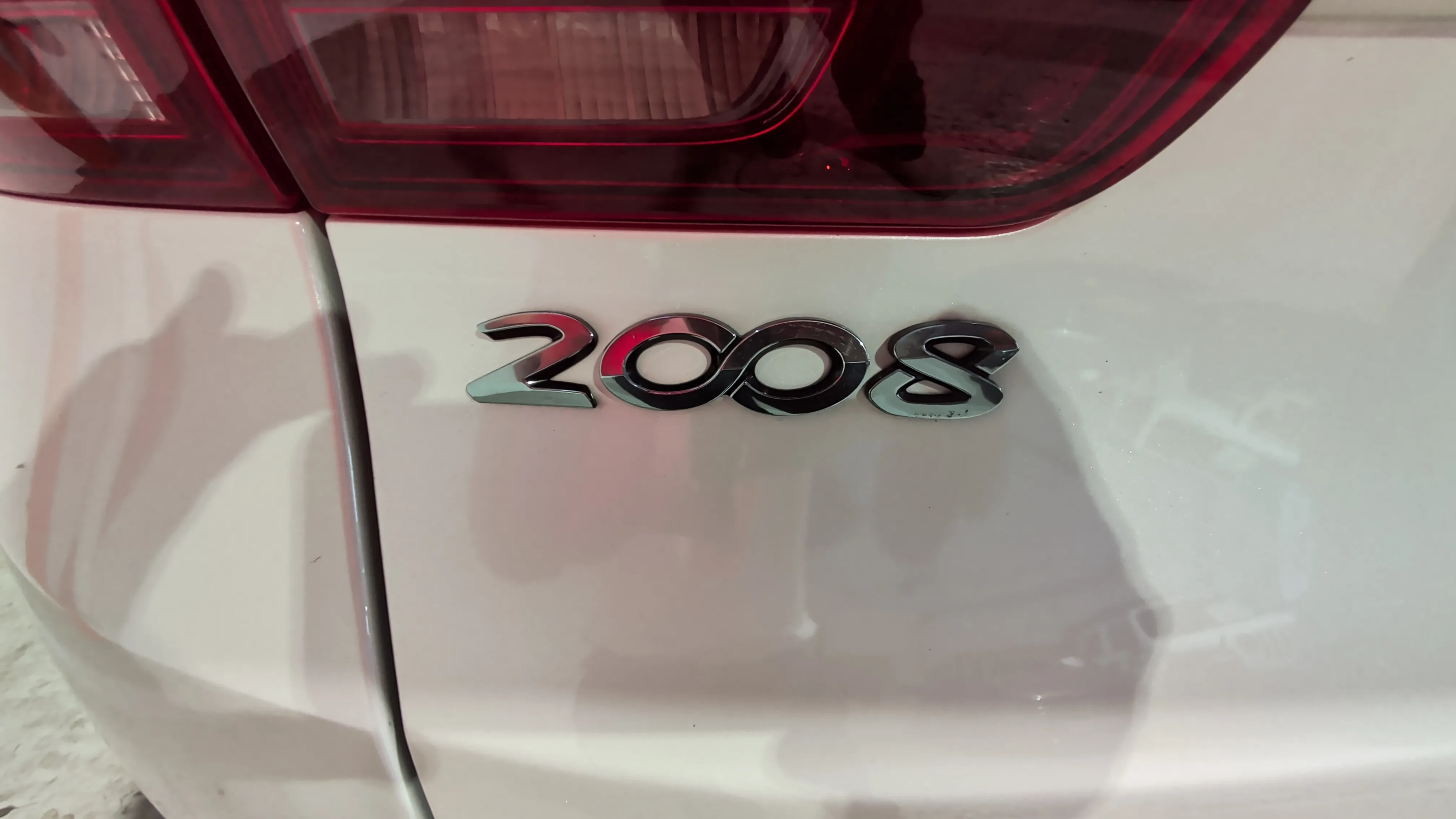 Peugeot 2008 Allure 1.2 PureTech - foto 17