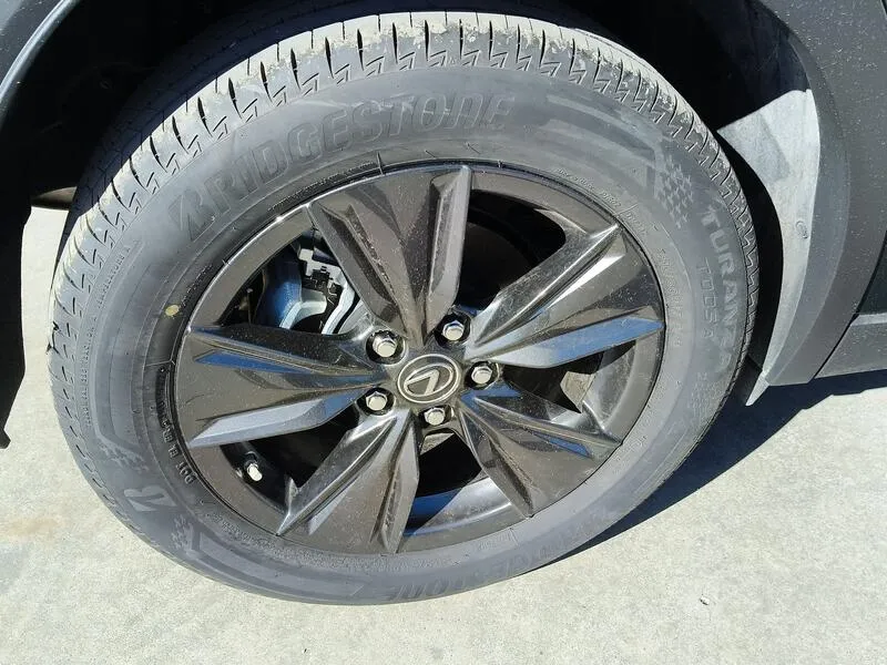 Lexus UX 2.0 250h Business - foto 36