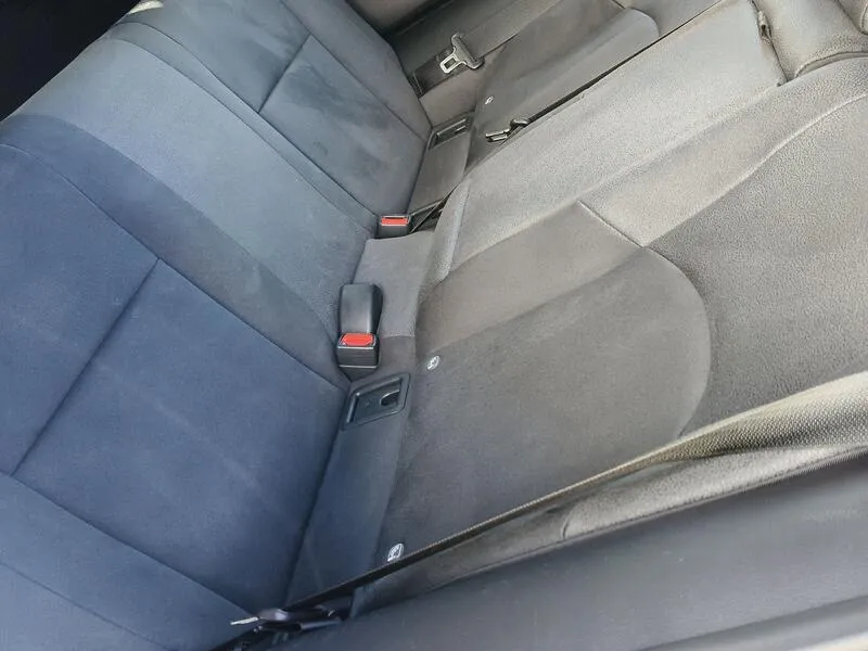 Lexus UX 2.0 250h Business - foto 30