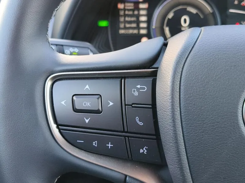 Lexus UX 2.0 250h Business - foto 22