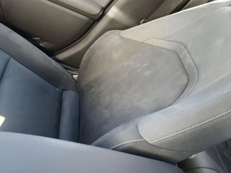 Lexus UX 2.0 250h Business - foto 18