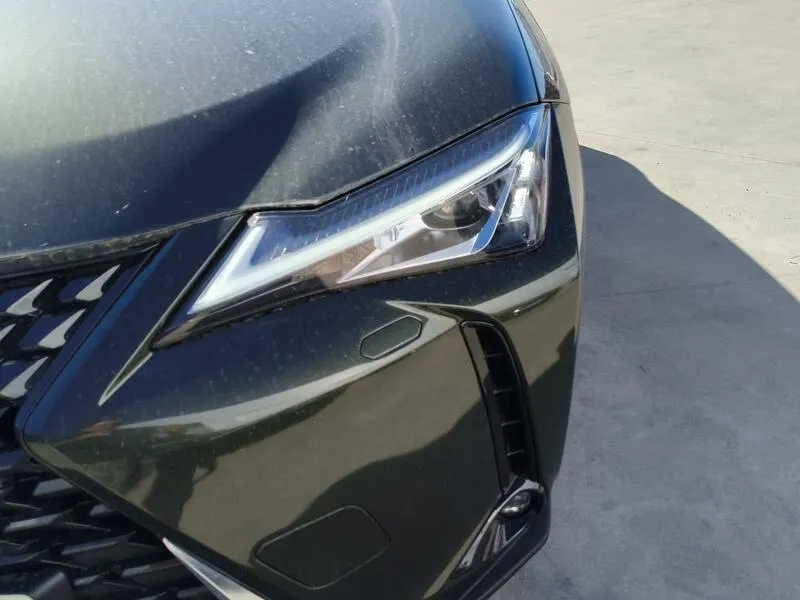 Lexus UX 2.0 250h Business - foto 39