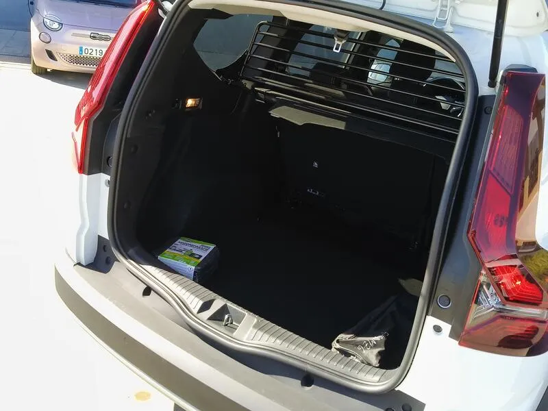 Dacia Jogger Expression 1.6 - foto 36