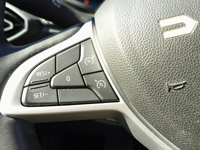 Dacia Jogger Expression 1.6 - foto 23