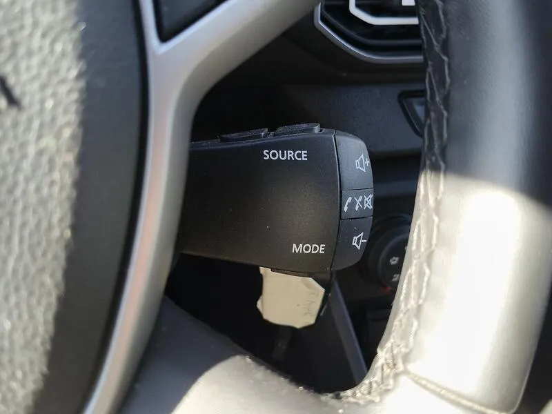 Dacia Jogger Expression 1.6 - foto 22