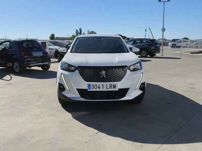 Peugeot 2008 Allure Pack PureTech 130 - foto 9