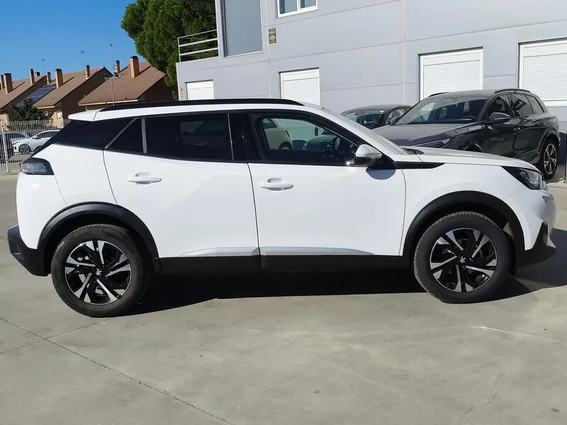Peugeot 2008 Allure Pack PureTech 130 - foto 7