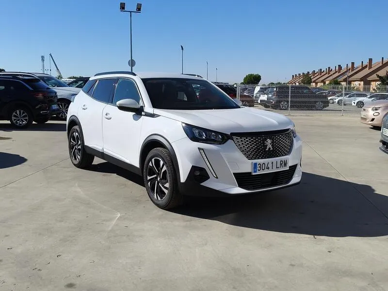 Peugeot 2008 Allure Pack PureTech 130 - foto 8