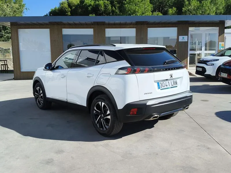 Peugeot 2008 Allure Pack PureTech 130 - foto 4