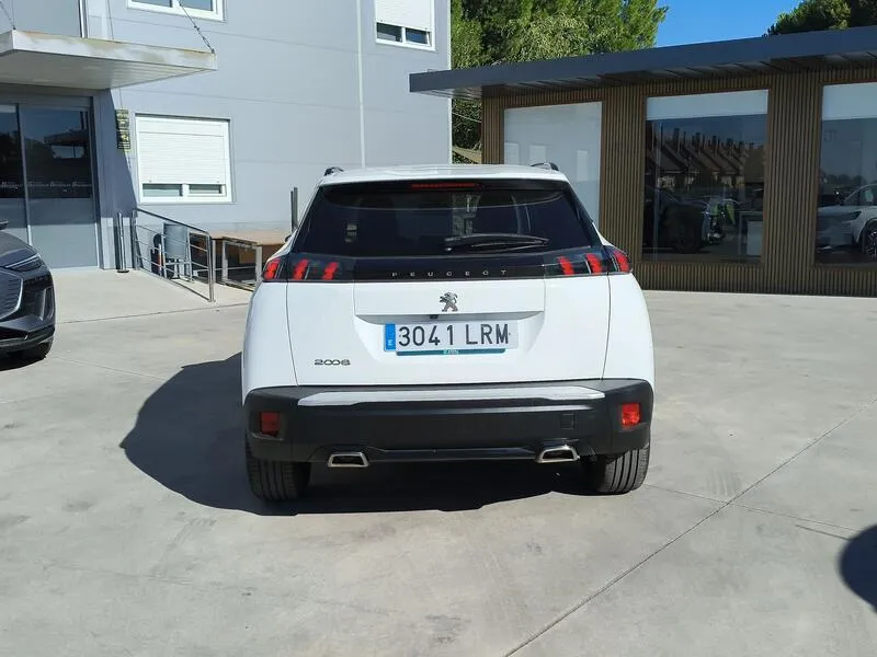 Peugeot 2008 Allure Pack PureTech 130 - foto 5