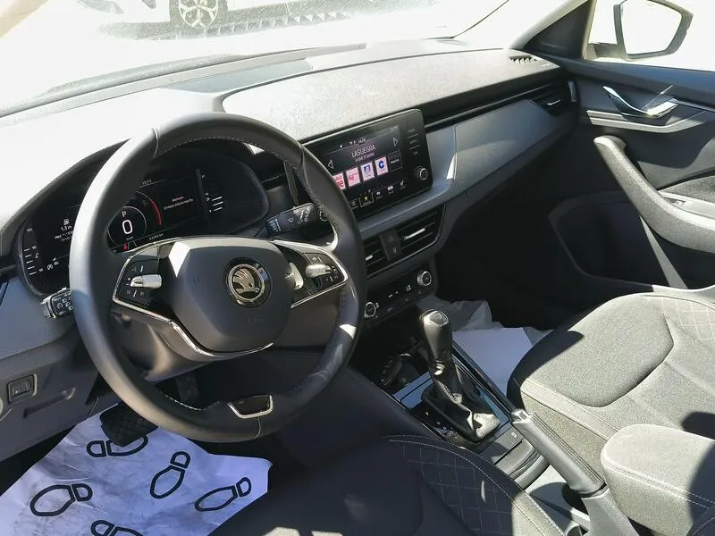 Škoda Kamiq 1.0 TSI DSG Ambition - foto 10