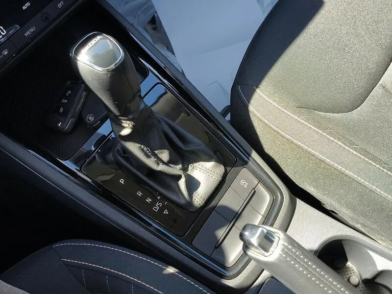 Škoda Kamiq 1.0 TSI DSG Ambition - foto 13