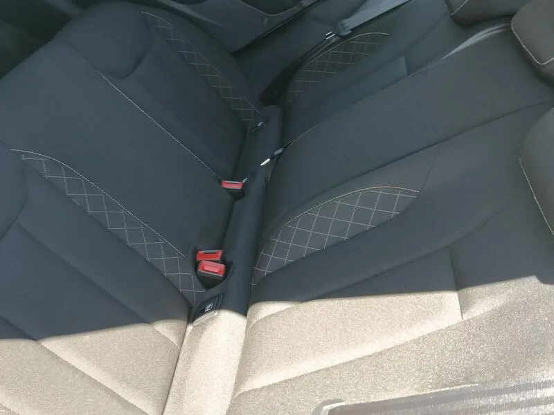Škoda Kamiq 1.0 TSI DSG Ambition - foto 35