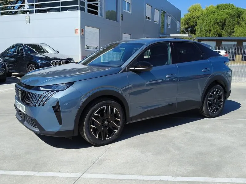 Peugeot 3008 Hybrid 145 Allure 1.2