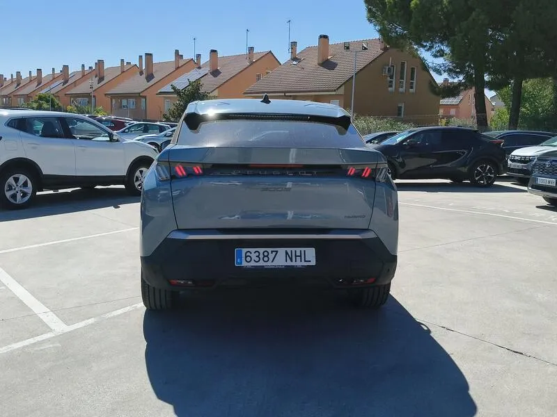 Peugeot 3008 Hybrid 145 Allure 1.2 - foto 5