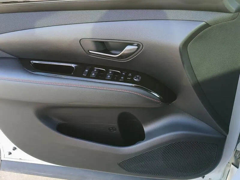Hyundai Tucson 1.6 CRDi 48V N Line - foto 31