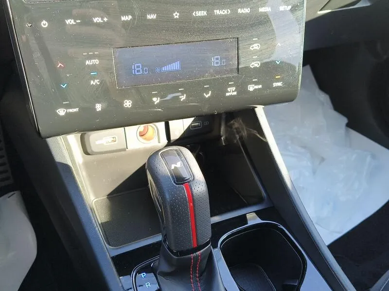 Hyundai Tucson 1.6 CRDi 48V N Line - foto 12