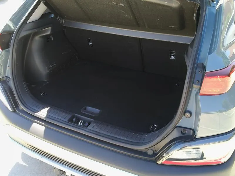 Hyundai Kona 1.6 GDI HEV Maxx - foto 38