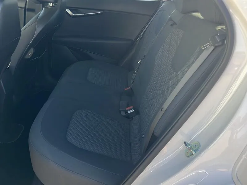 Kia Niro Concept (Long Range) - foto 17