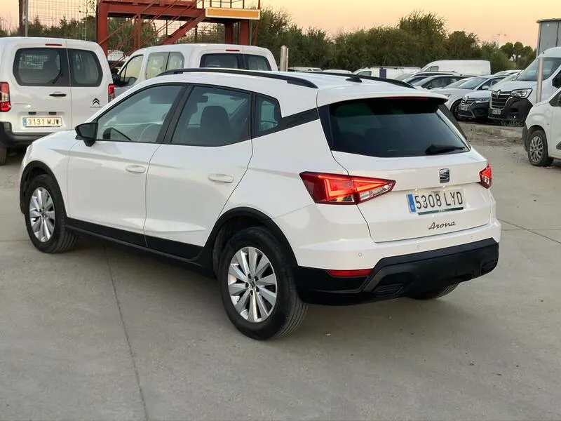 SEAT Arona 1.0 TSI Style Plus - foto 4