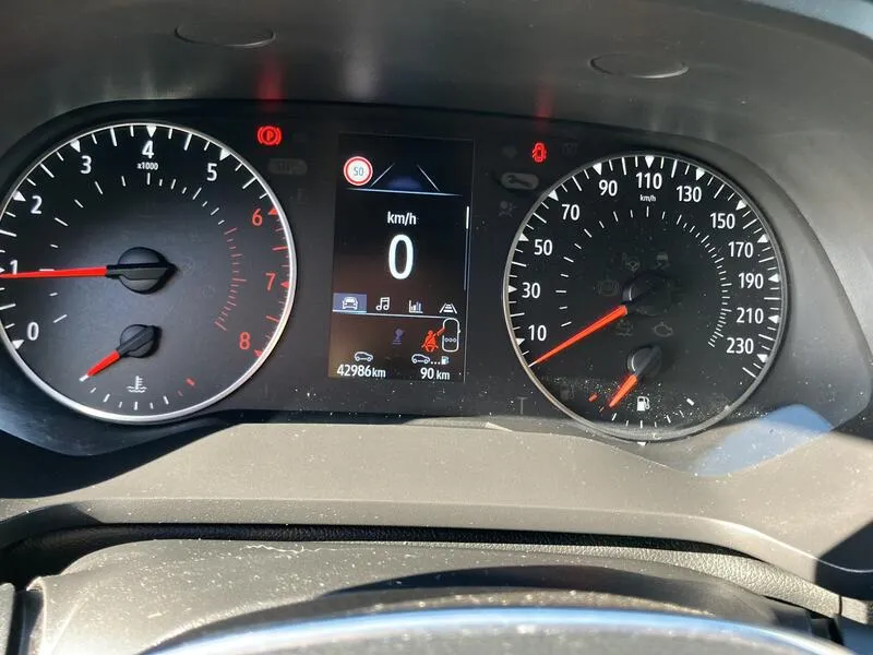 Renault Captur Equilibre TCe - foto 15
