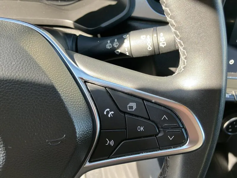 Renault Captur Equilibre TCe - foto 38