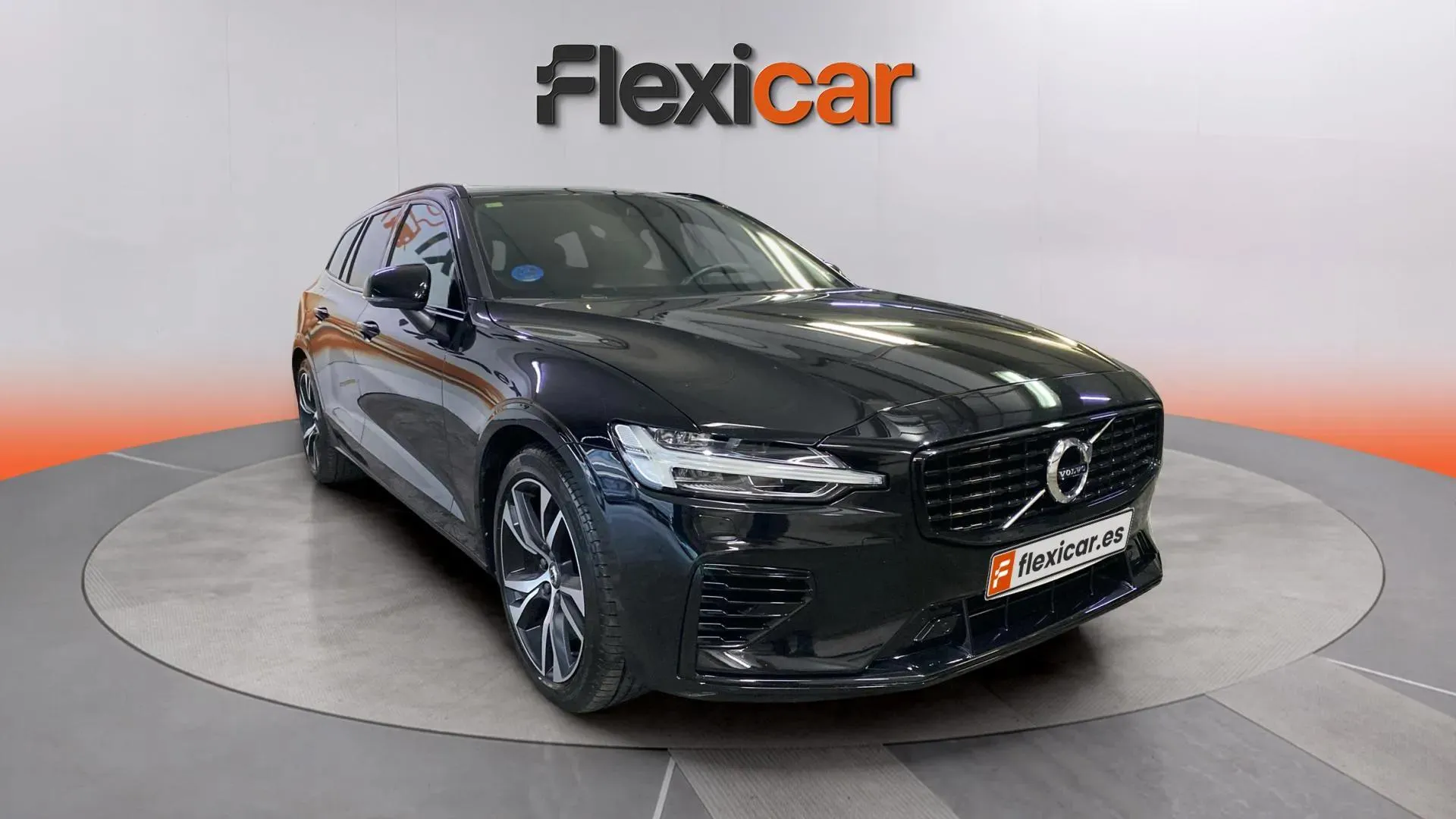 Volvo V60 2.0 T6 AWD Recharge R-Design