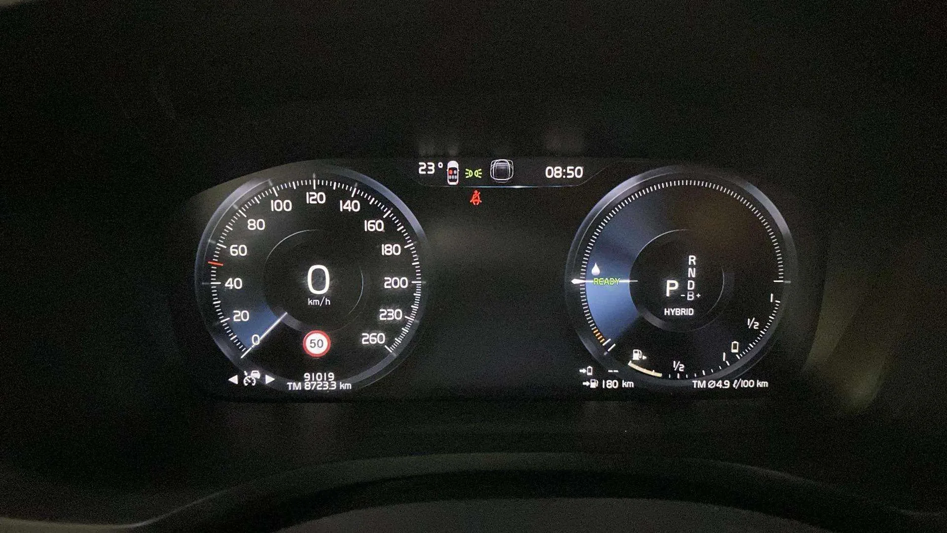 Volvo V60 2.0 T6 AWD Recharge R-Design - foto 17